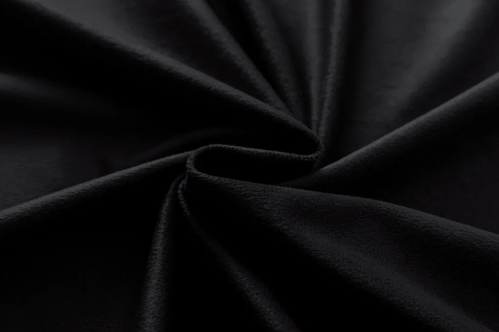 Draperie opaca neagra VELVET 140x250 cm Agatat: Inele metalice