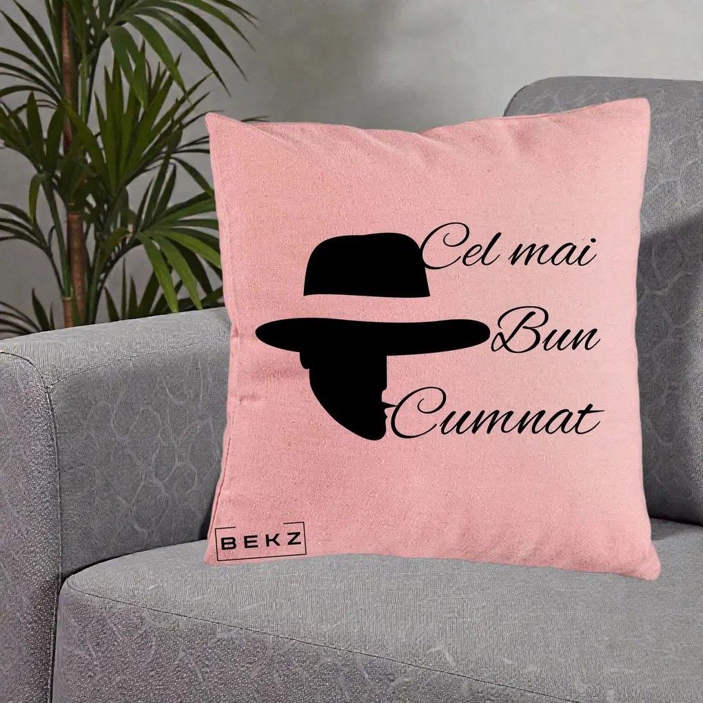 Cadou pentru Cumnat - Perna Personalizata Cel mai Bun Cumnat cu Silueta Palarie, 40x40 cm, Roz, Husa Detasabila, Perna Inclusa, BEKZ®