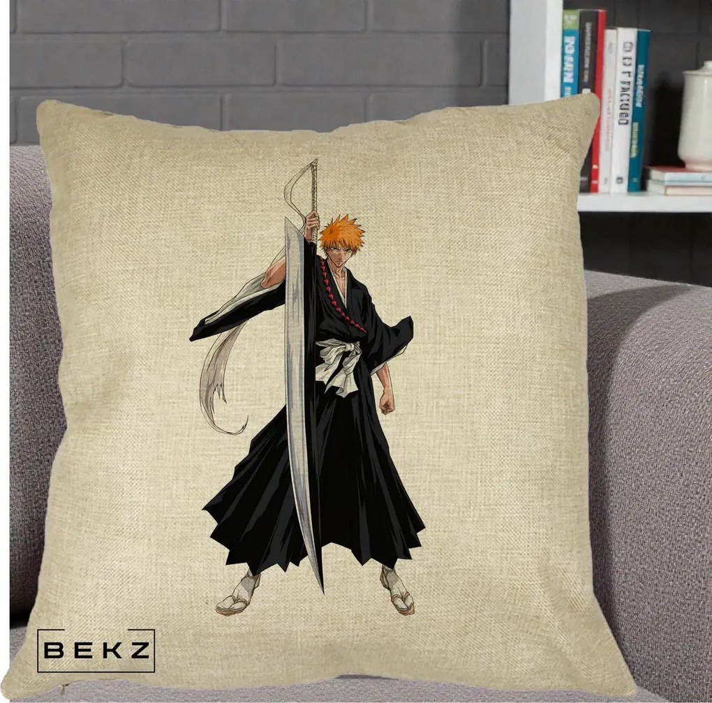 Perna Personalizata Bleach Ichigo Kurosaki Zangetsu, 40x40 cm, Crem, Husa Detasabila, Perna Inclusa, BEKZ®