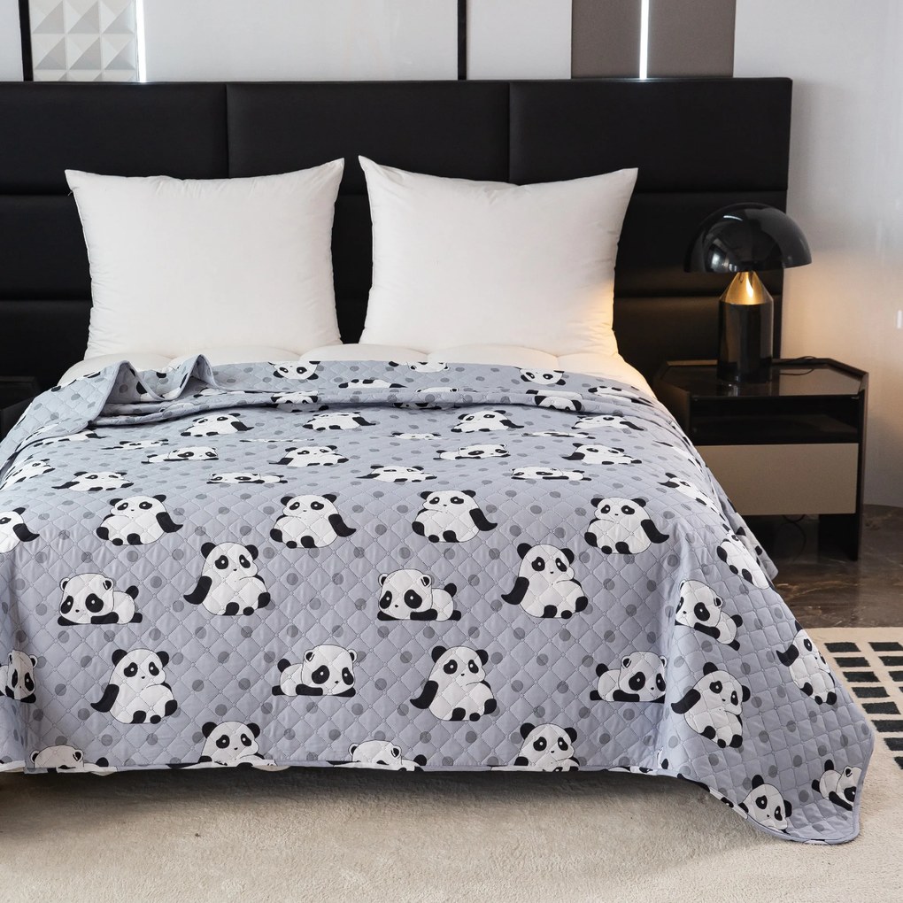 Cuvertura de pat cu model PANDA gri Dimensiuni: 170 x 210 cm