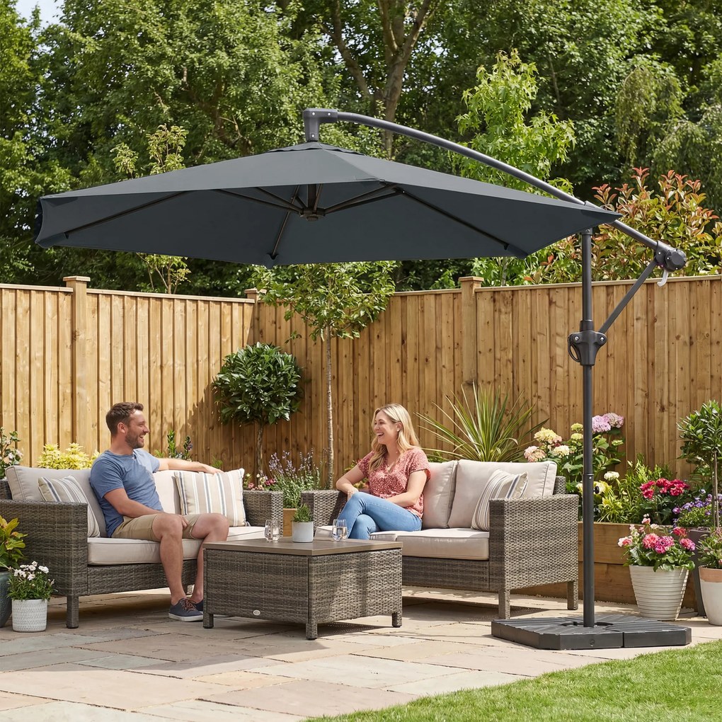 Outsunny Umbrelă de Grădină Offset 3x3 m, Umbrelă de Exterior cu Greutăți Reumplibile, Bază în Formă de Cruce, Sistem de Blocare, Manivelă, pentru Piscină Terasă, UV 30+, Gri Închis | Aosom Romania