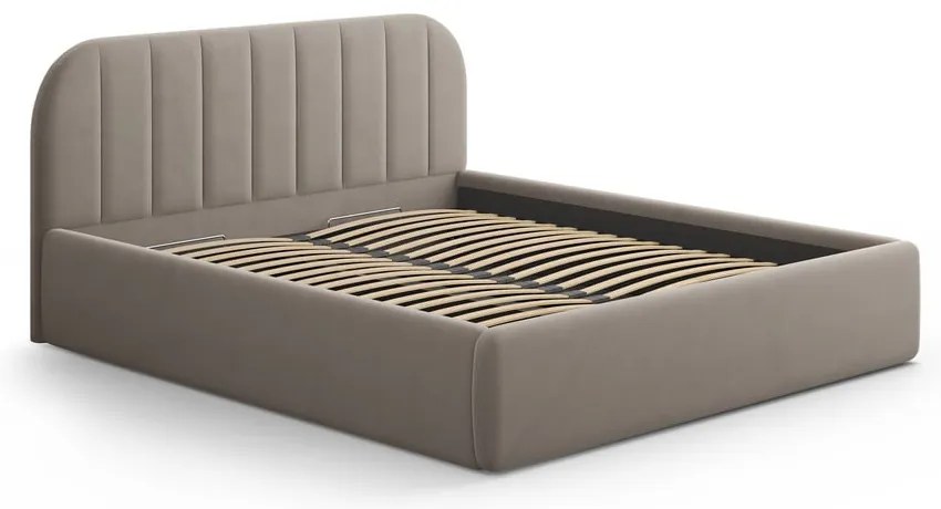 Pat matrimonial maro deschis tapițat cu spațiu de depozitare cu somieră 140x200 cm Juno – Windsor & Co Sofas