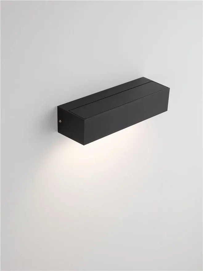 Aplica exterior neagra liniara 22cm IP65 LED CCT PRISMATIC