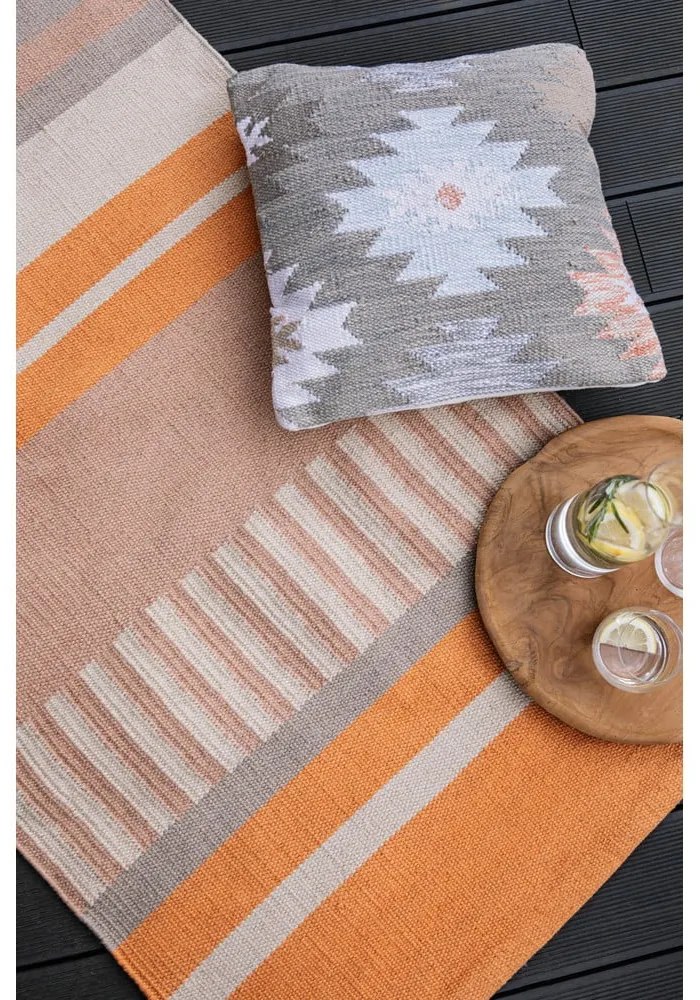 Covor reversibil pentru exterior din plastic reciclat Green Decore Bella, 80 x 180 cm, bej-portocaliu