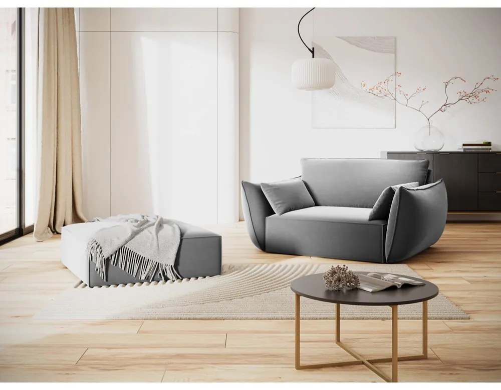 Fotoliu gri deschis cu tapițerie din catifea Vanda – Mazzini Sofas