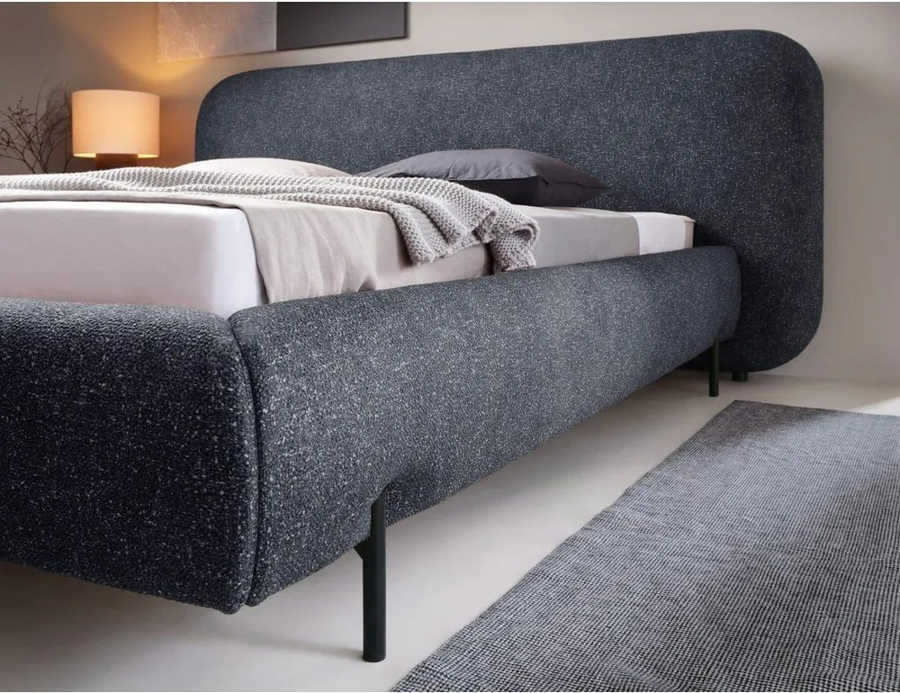 Pat matrimonial albastru tapițat cu spațiu de depozitare cu somieră 160x200 cm Pointt – ELTAP