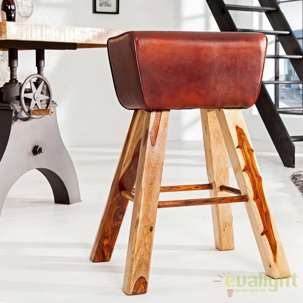 Scaun de bar cu design inspirat din echipamentul sportiv, picioare din lemn si piele, Bock Leder A-36815 VC