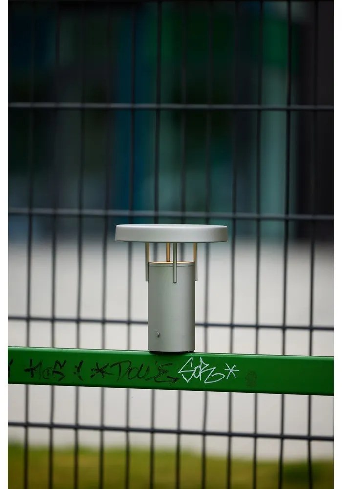 Veioză gri deschis LED cu intensitate reglabilă (înălțime 20 cm) BringMe – Hübsch