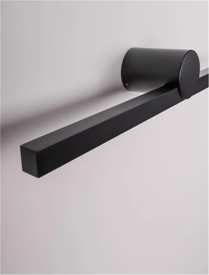 Aplica de perete LED pentru oglinda baie IP54 BREGGO negru, 61cm