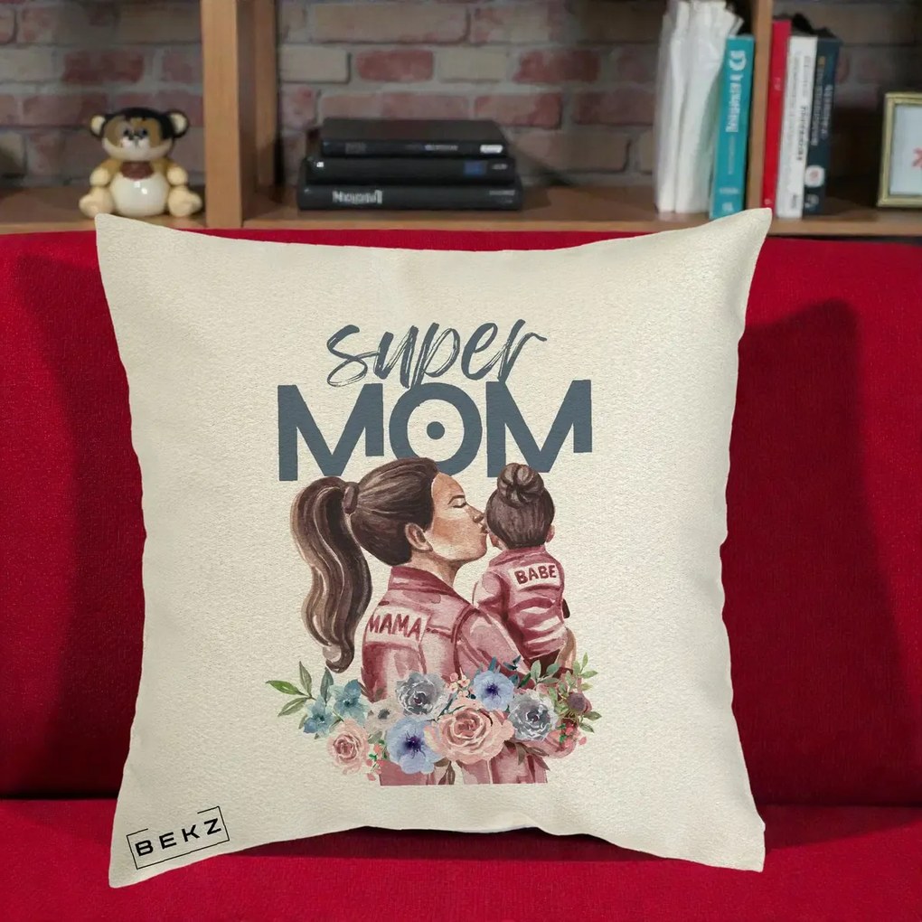 Cadou pentru Mama - Perna Personalizata Super Mom Mama cu Bebelusul, 40x40 cm, Ecru, Husa Detasabila, Perna Inclusa, BEKZ®