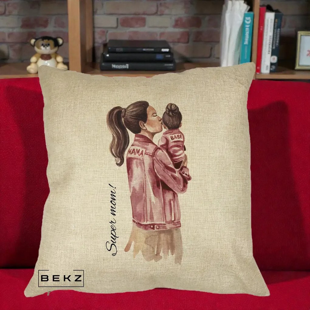 Cadou pentru Mama - Perna Personalizata Super Mom Jachete Roz, 40x40 cm, Crem, Husa Detasabila, Perna Inclusa, BEKZ®