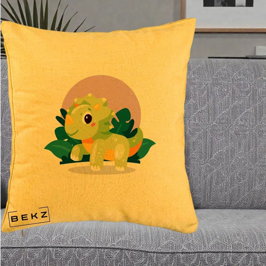 Perna Decorativa Triceratops Kawaii Verde, 40x40 cm, Galben, Husa Detasabila, Perna Inclusa, BEKZ®