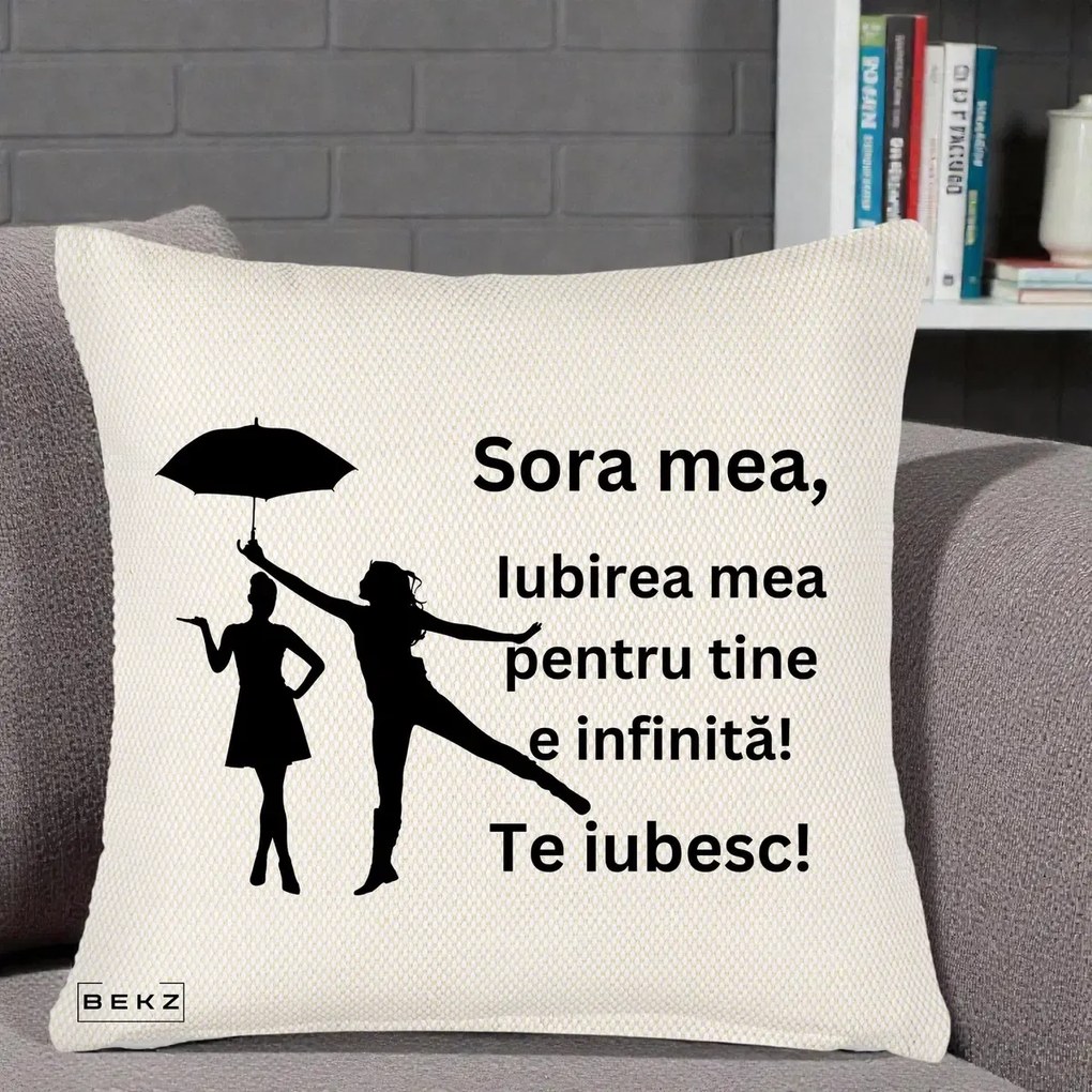 Cadou pentru Sora - Perna Personalizata Sora Mea Te Iubesc Siluete Negre cu Umbrela, 40x40 cm, Crem Reliefat, Husa Detasabila, Perna Inclusa, BEKZ®