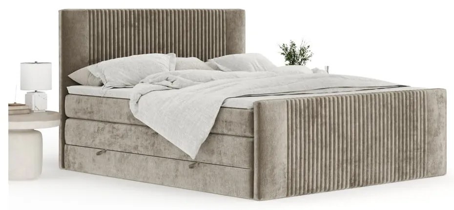Pat boxspring maro deschis cu spațiu de depozitare 200x200 cm Bergamo – Maison de Rêve