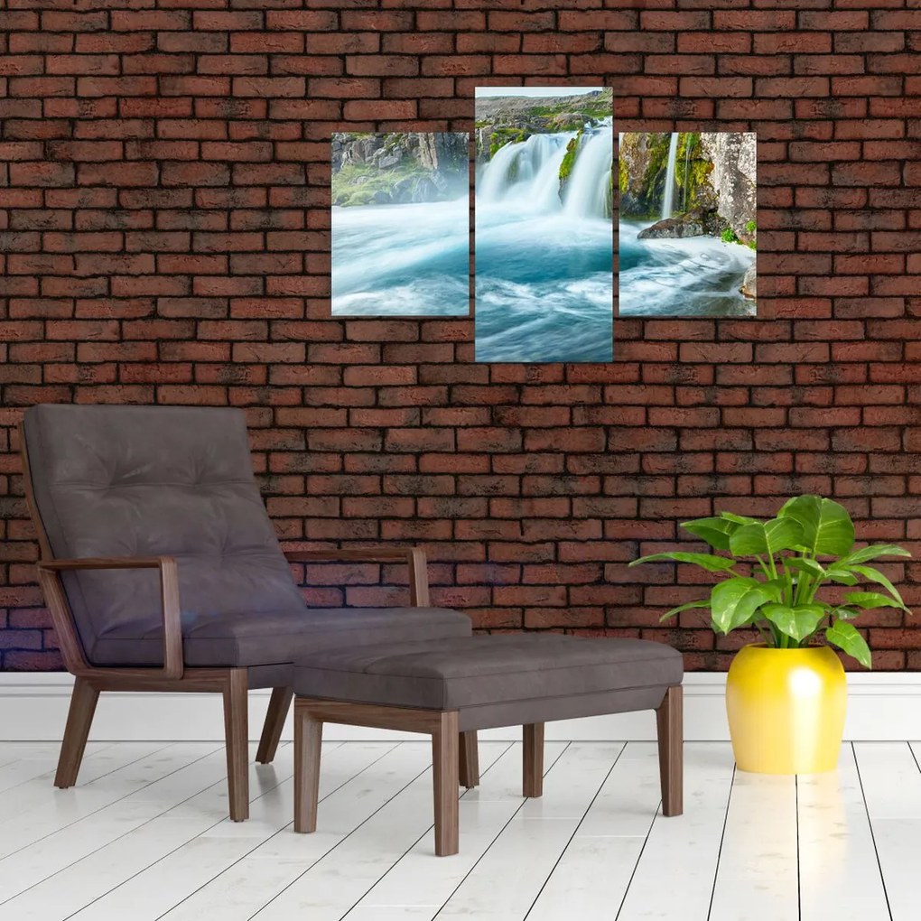 Tablou - Stânci și cascade (90x60 cm)