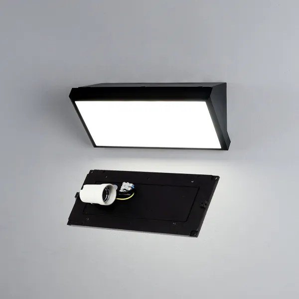 Brilagi-LED Aplică de perete pentru exterior TRIANGLE, reglabilă, 1xE27/6W/230V 2700-6500K IP65, neagră
