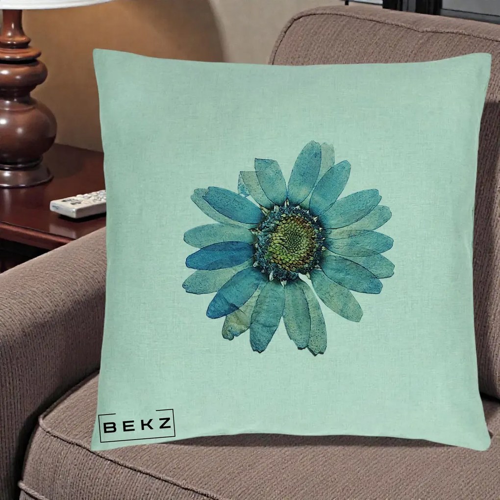 Perna Decorativa Floare Margareta Albastra Acuarela, 40x40 cm, Verde Menta, Husa Detasabila, Perna Inclusa, BEKZ®