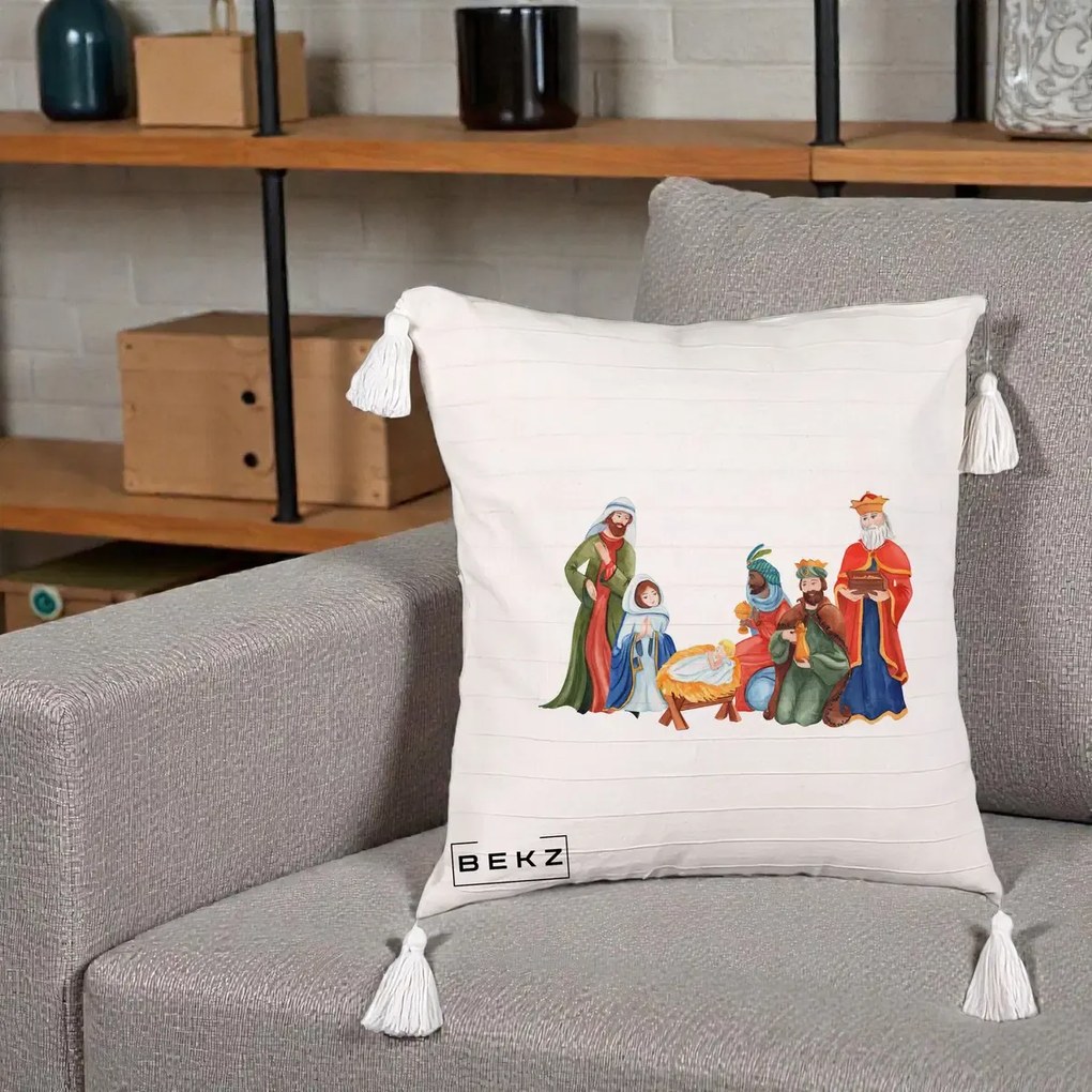 Perna Decorativa Nasterea Domnului Cei Trei Magi Acuarela, 40x40 cm, Bej cu Franjuri, Husa Detasabila, Perna Inclusa, BEKZ®