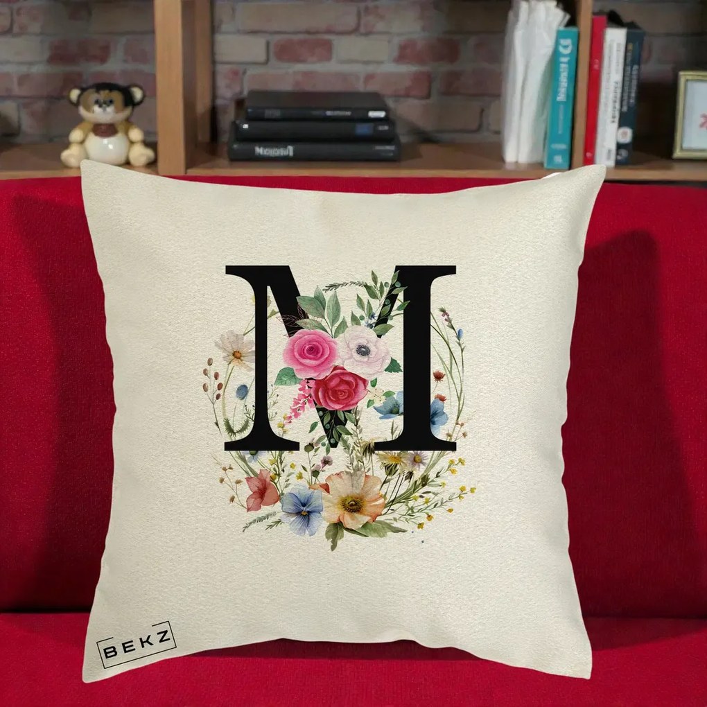 Cadou Personalizat - Perna Personalizata Monogram Litera M cu Flori Acuarela, 40x40 cm, Ecru, Husa Detasabila, Perna Inclusa, BEKZ®