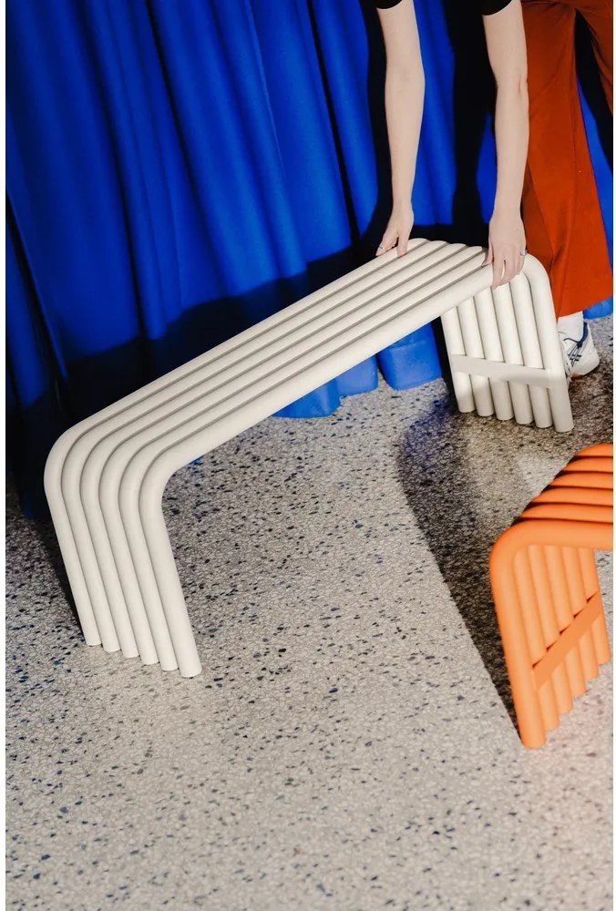 Bancă de grădină bej din metal Nokk – noo.ma