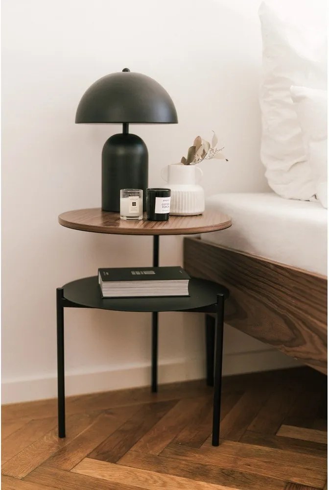 Noptieră neagră/în culoare naturală închisă cu blat cu aspect de lemn de nuc Tu – noo.ma