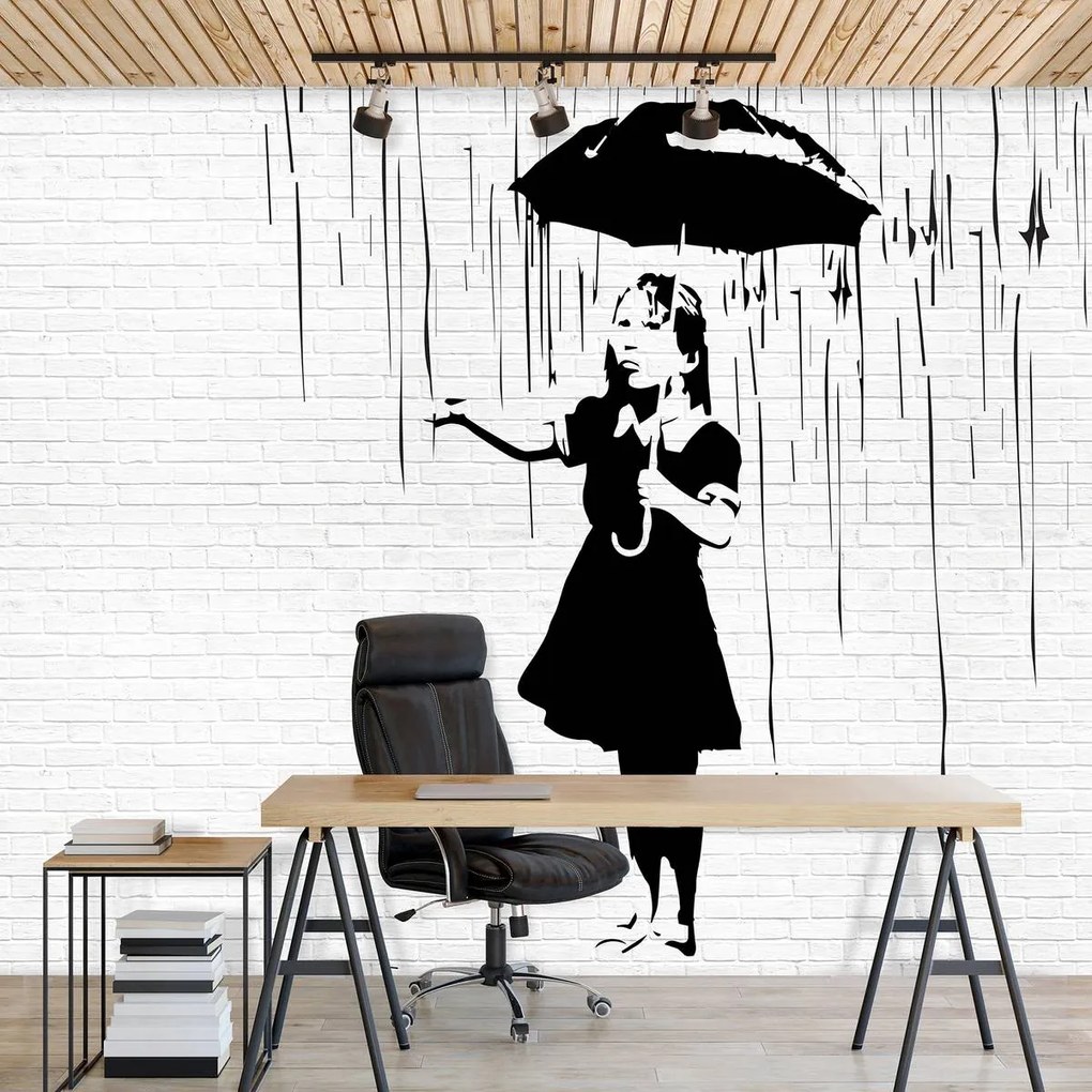 Fototapet - Fata cu umbrelă în ploaie (152,5x104 cm)