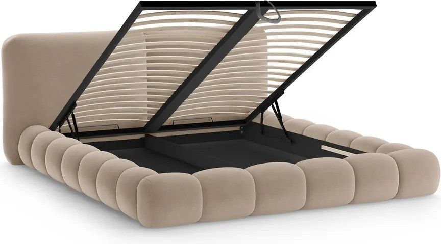 Pat matrimonial maro deschis tapițat cu spațiu de depozitare cu somieră 200x200 cm Solange – Micadoni