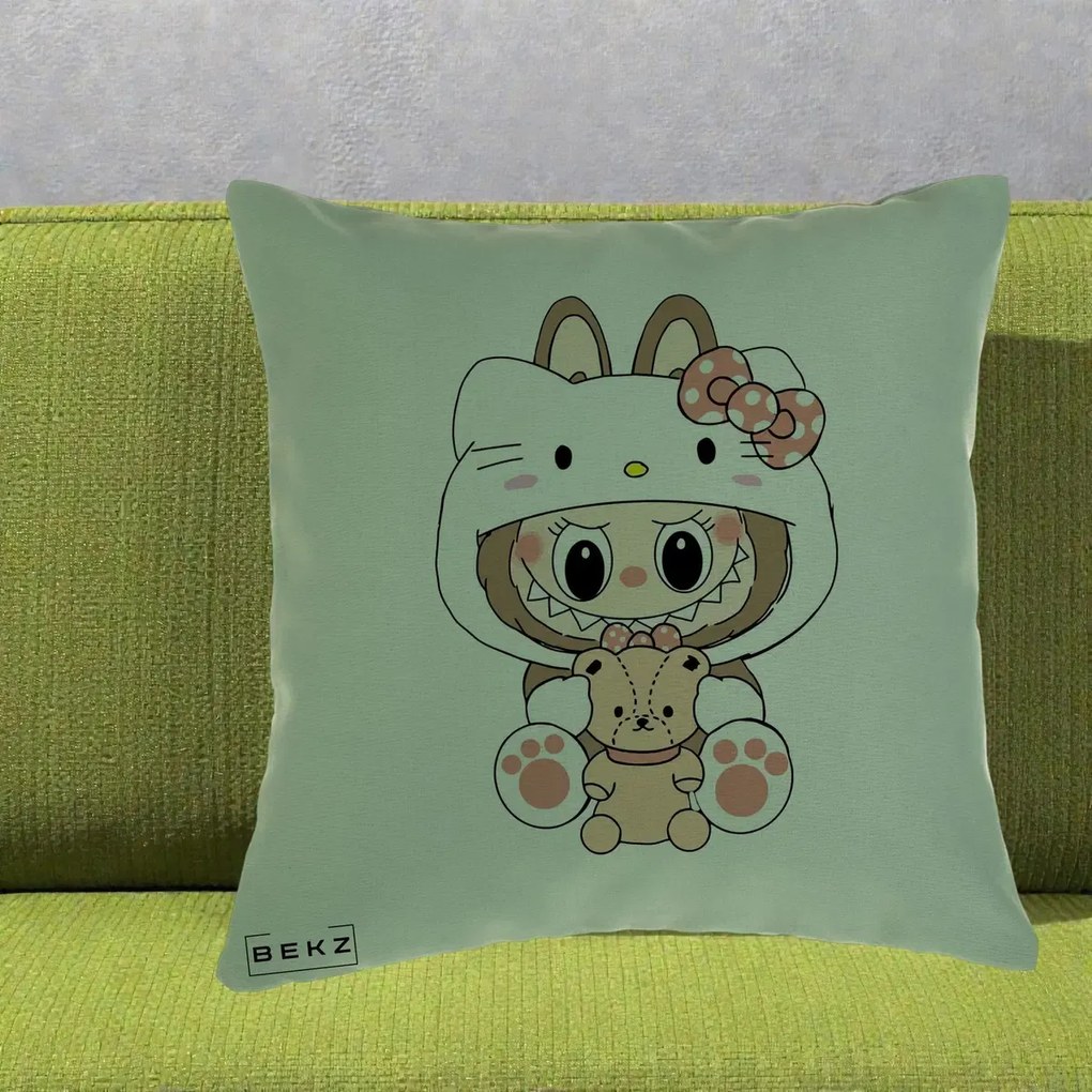 Perna Personalizata Labubu x Hello Kitty, 40x40 cm, Verde, Husa Detasabila, Perna Inclusa, BEKZ®