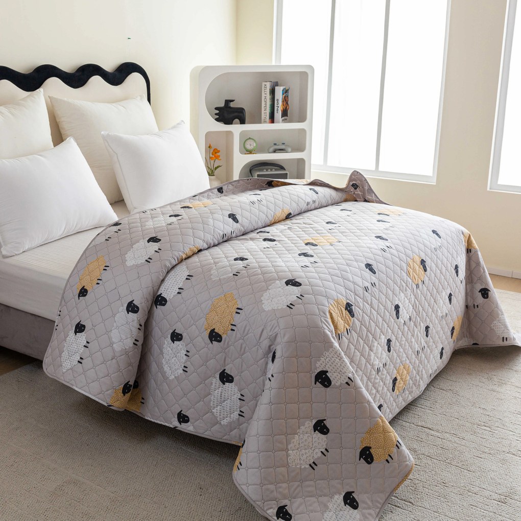 Cuvertura pat SHEEP DREAM gri Dimensiune: 220 x 240 cm