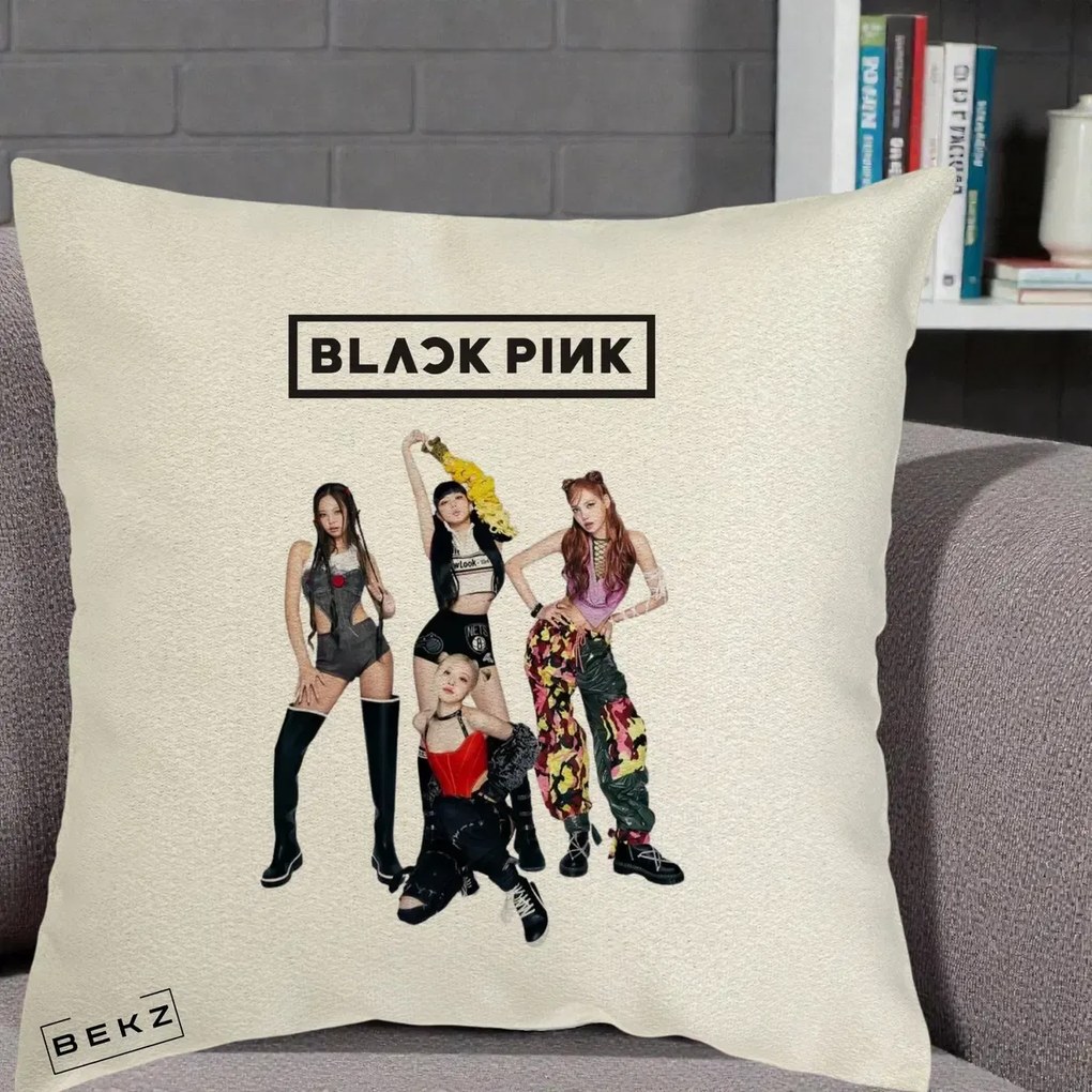 Perna Personalizata K-pop BLACKPINK Fotografie de Grup, 40x40 cm, Ecru, Husa Detasabila, Perna Inclusa, BEKZ®