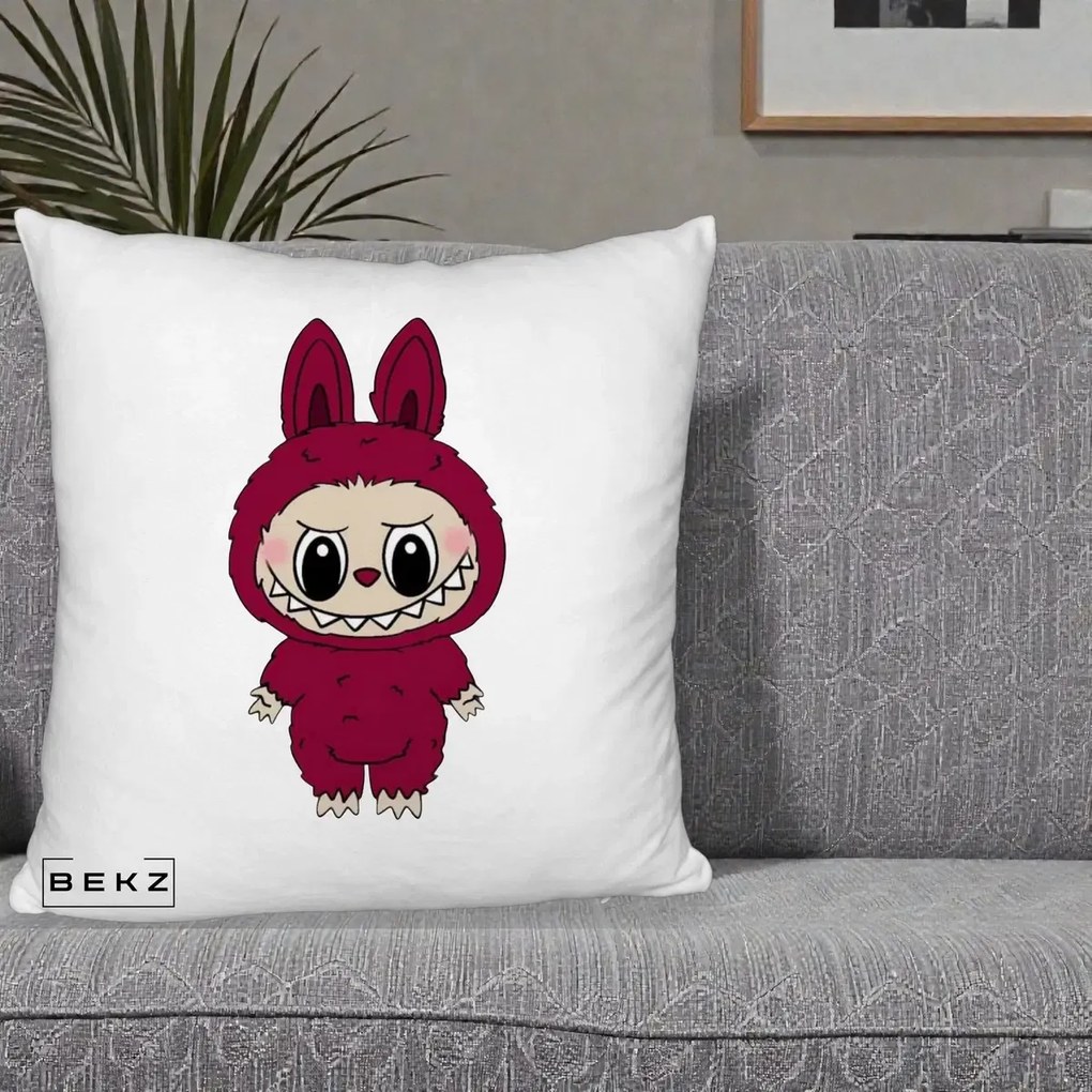 Perna Personalizata Labubu Rosu-Visiniu Solo, 40x40 cm, Alb Pufos, Husa Detasabila, Perna Inclusa, BEKZ®