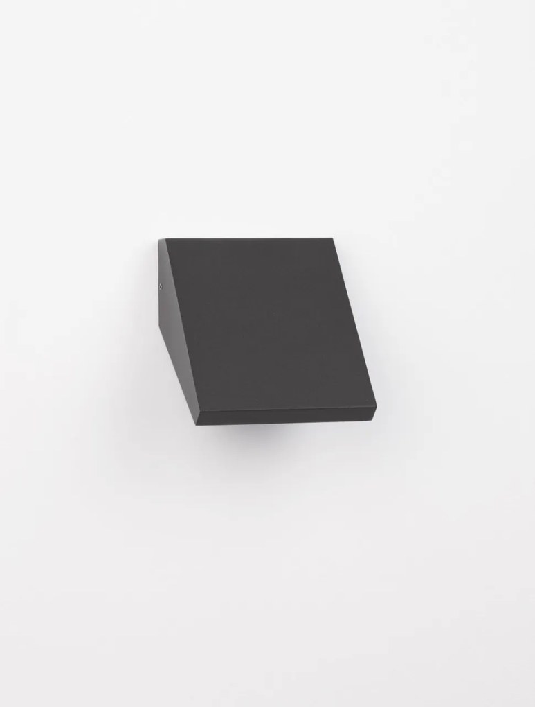 Aplica LED de perete pentru iluminat exterior IP65 PARRIS