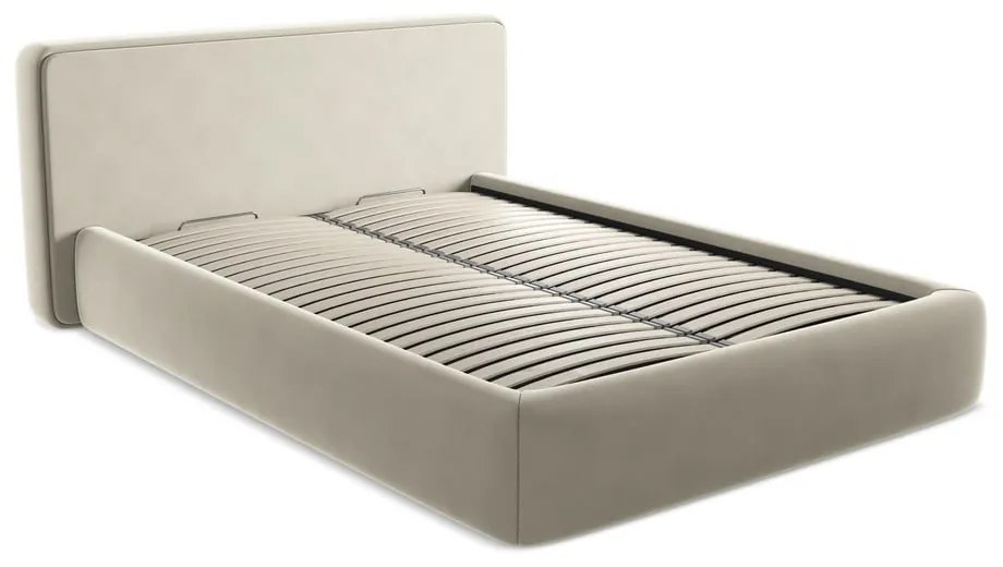 Pat matrimonial crem tapițat cu spațiu de depozitare cu somieră 140x200 cm Kiana – Makamii