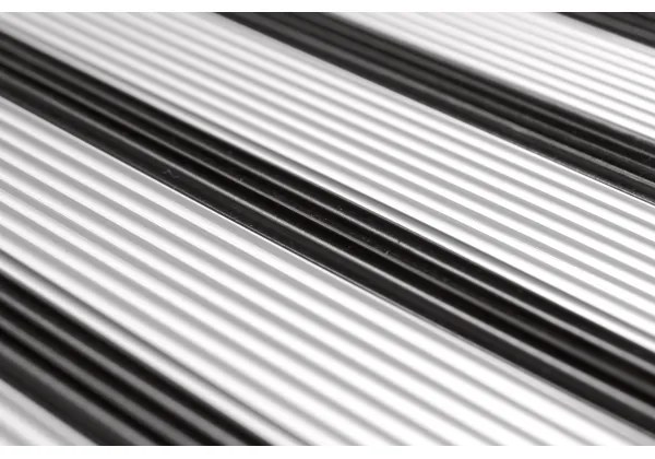 WENKO 601011100 - Scăriță ALU-DESIGN, 44 x 101 cm, argintiu/negru