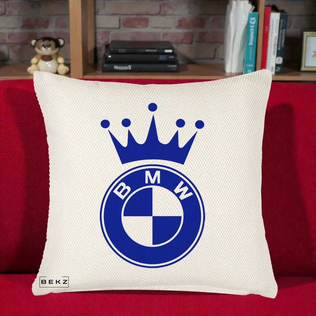 Perna Personalizata cu emblema BMW si Coroana, 40x40 cm, Crem Reliefat, Husa Detasabila, Perna Inclusa, BEKZ®