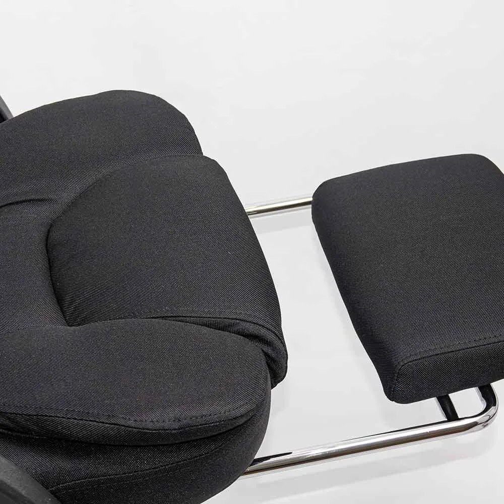 Scaun birou textil cu masaj in 7 puncte si baza metalica OFF 4181M negru