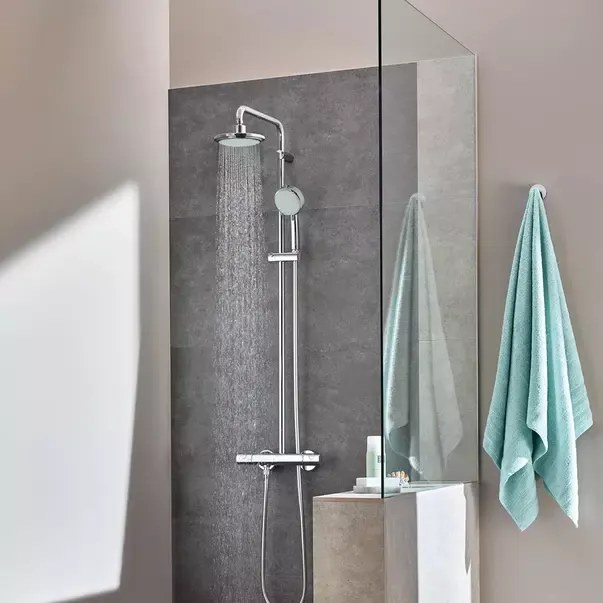 Coloana de dus cu baterie termostatata Grohe Tempesta Cosmopolitan 160