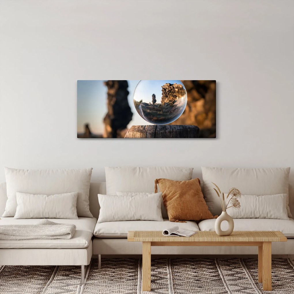 Tablou cu lupa și peisaj (120x50 cm)