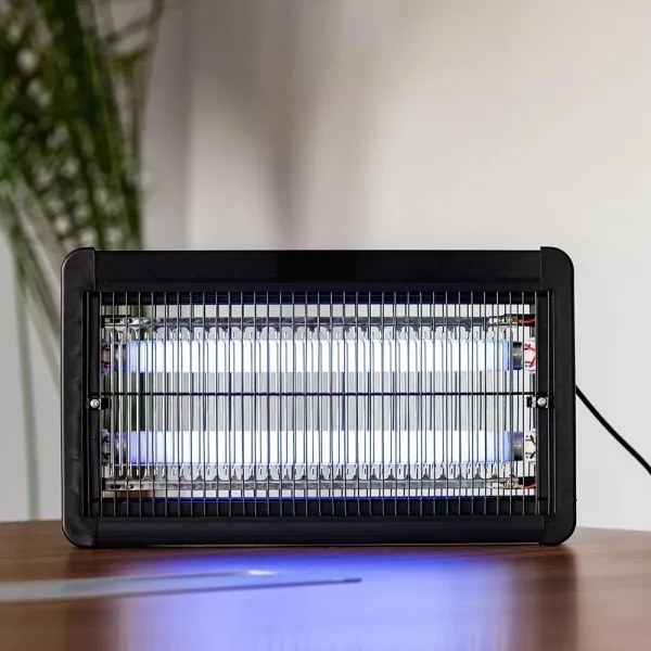 Aparat electric anti-insecte 2x10W/230V 100m2