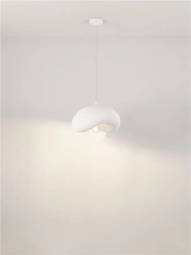 Lustra suspendata cu textura granulata Bambel alb piatra