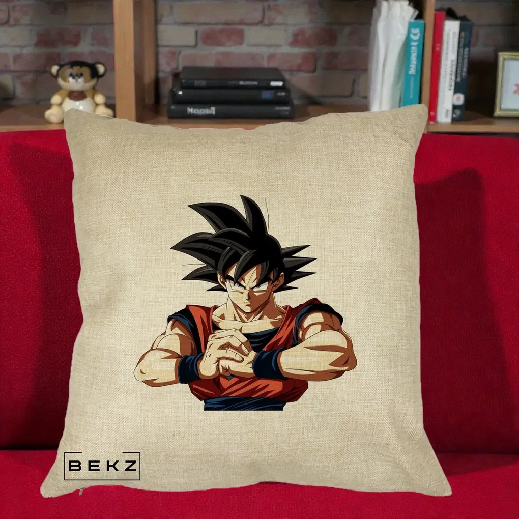 Perna Personalizata Dragon Ball Goku Portret Serios, 40x40 cm, Crem, Husa Detasabila, Perna Inclusa, BEKZ®