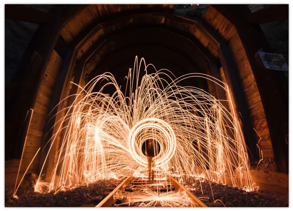 Tablou - Show de lumini deasupra șinelor (70x50 cm)