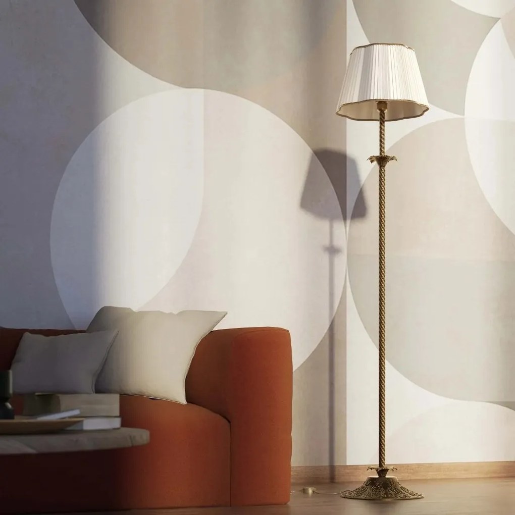 Lampadar din alama masiva stilul fastuos Ludovic al XV-lea