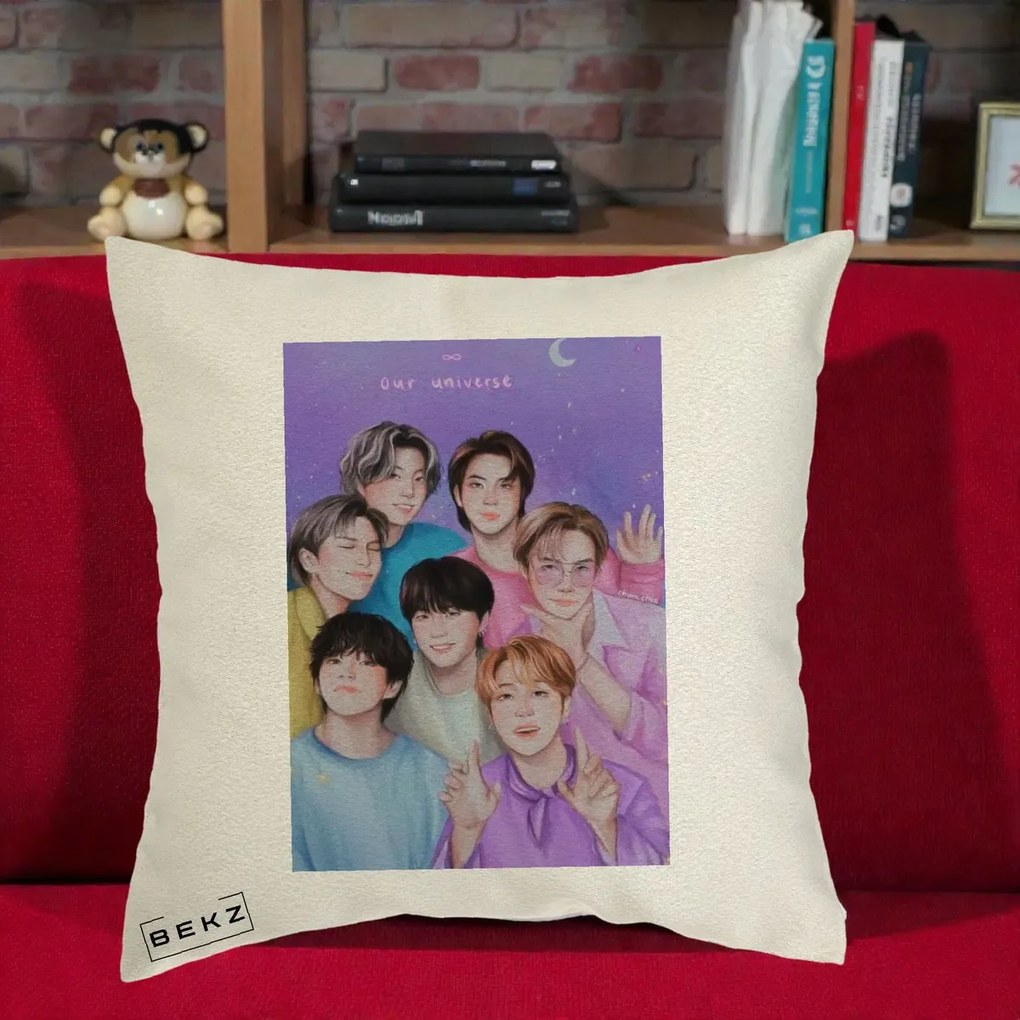 Perna Personalizata K-pop BTS Our Universe Fanart Violet Pastel, 40x40 cm, Ecru, Husa Detasabila, Perna Inclusa, BEKZ®
