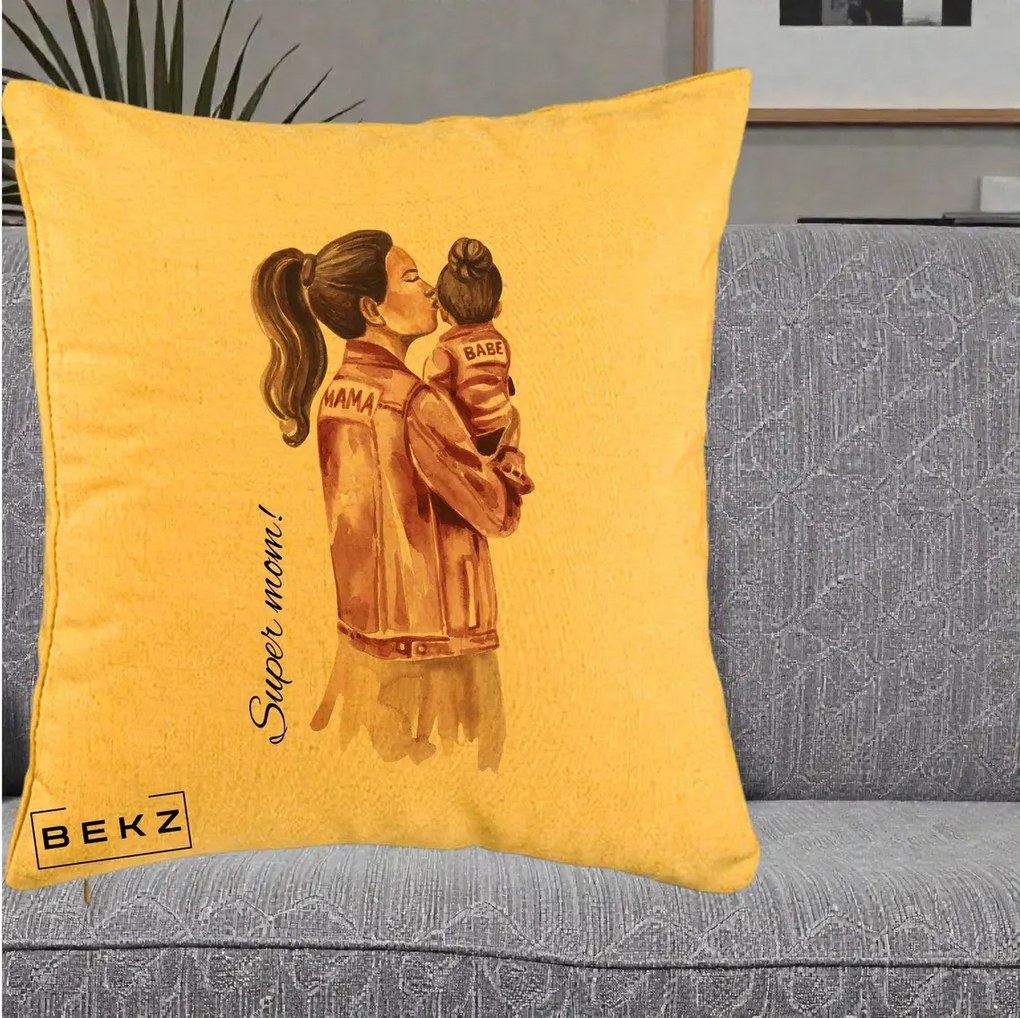 Cadou pentru Mama - Perna Personalizata Super Mom Jachete Roz, 40x40 cm, Galben, Husa Detasabila, Perna Inclusa, BEKZ®