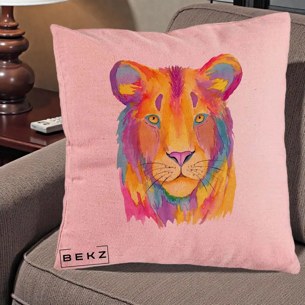 Perna Decorativa Leu Acuarela Curcubeu, 40x40 cm, Roz, Husa Detasabila, Perna Inclusa, BEKZ®