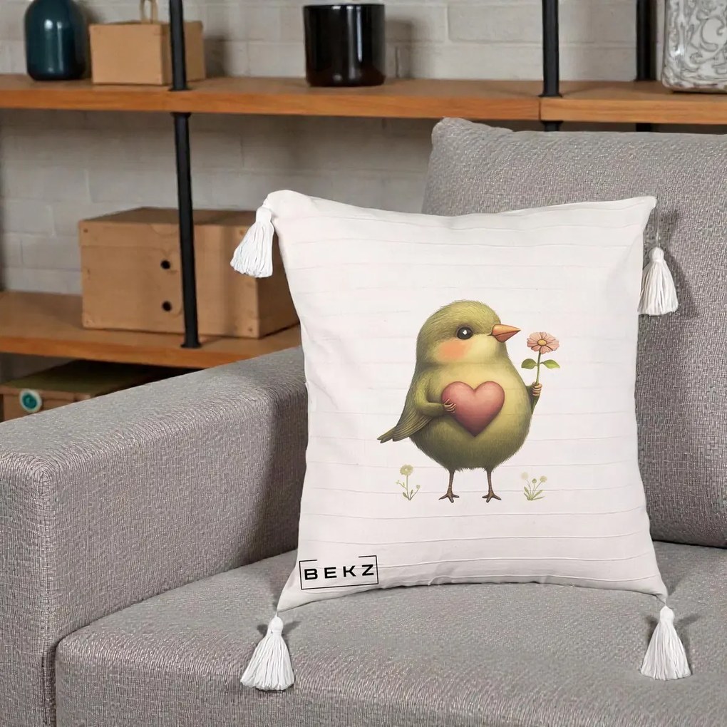 Perna Decorativa Pasare Verde cu Inima si Floare, 40x40 cm, Bej cu Franjuri, Husa Detasabila, Perna Inclusa, BEKZ®