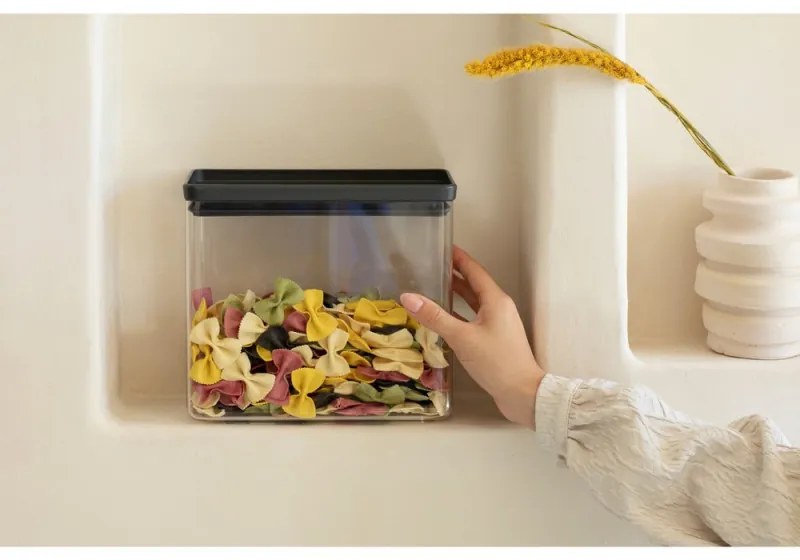 Cutie de depozitare Brabantia Tasty+ Stackable 1008875, 3,5 L, Sigiliu din silicon, Fara BPA, Gri inchis