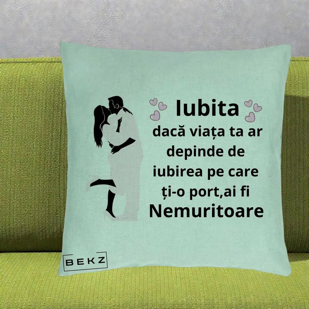 Cadou pentru Iubita - Perna Personalizata Iubita Nemuritoare cu Siluete de Cuplu, 40x40 cm, Verde Menta, Husa Detasabila, Perna Inclusa, BEKZ®