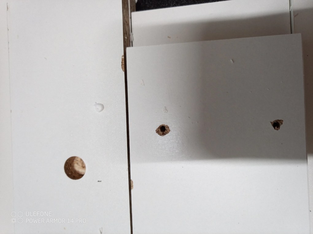 OFERTA Masă de dining neagră cu picioare albe MADO 120x80 Calitatea II